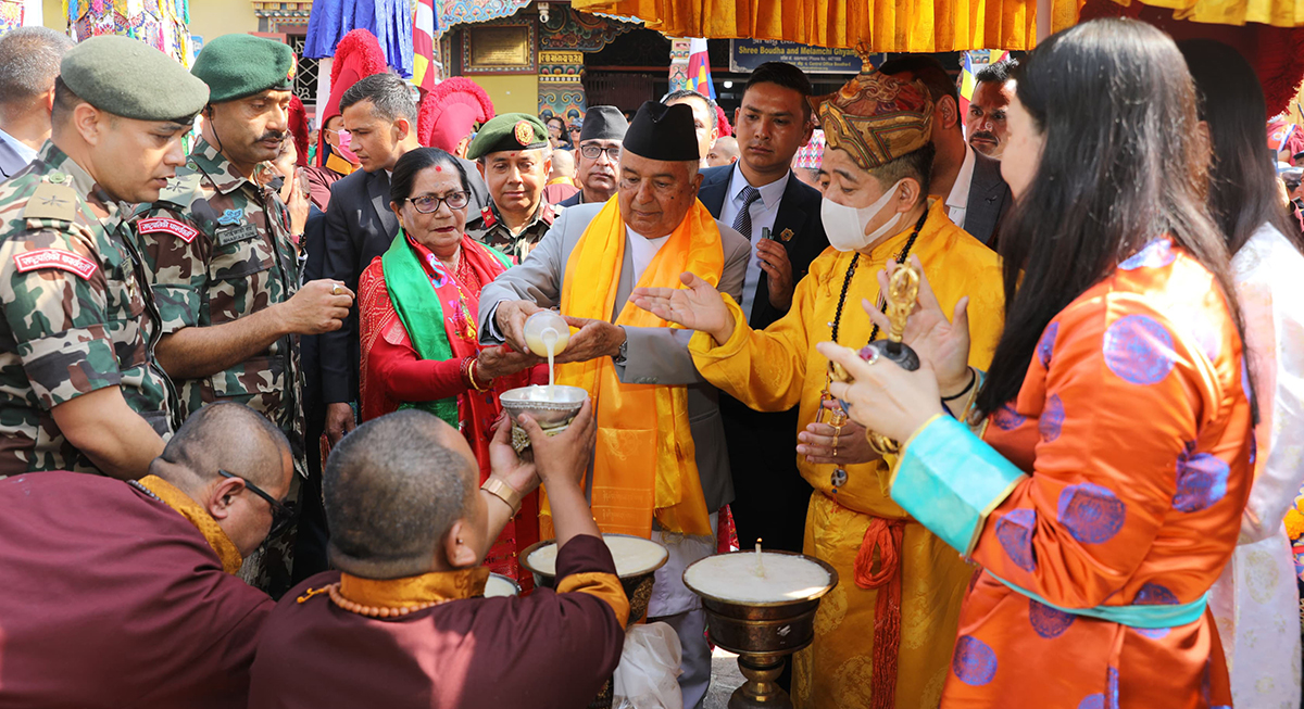 बुद्धजयन्तीमा राष्ट्रपतिले गरे पूजाअर्चना (फोटो फिचर)