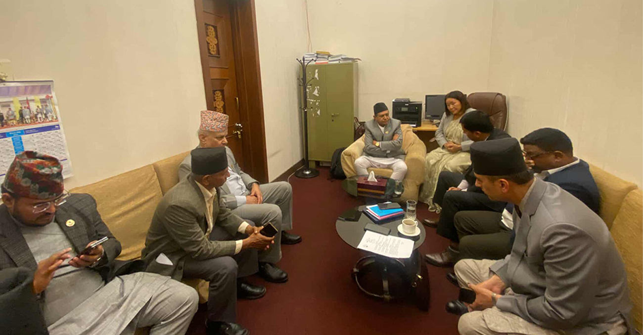 संसदको अवरोध खुलाउने छलफलमा सभामुख घिमिरे