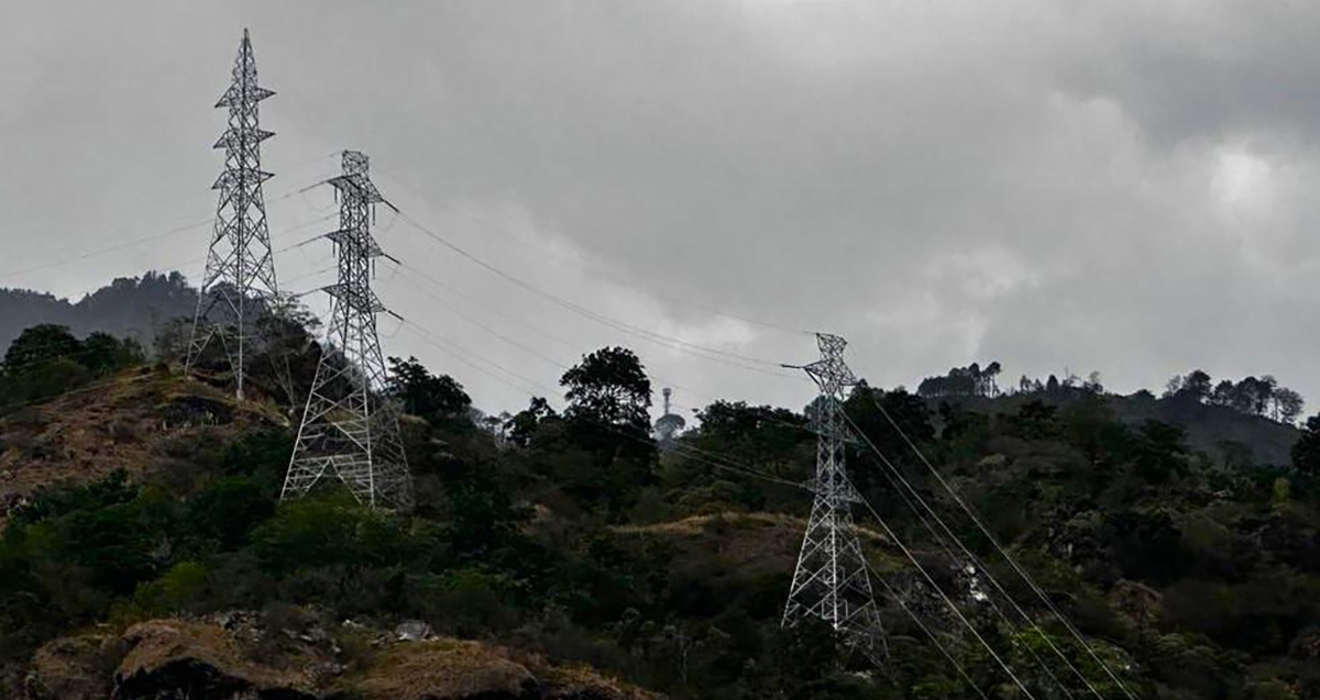 मापदण्डविपरीत जथाभावी प्रसारण लाइन निर्माण