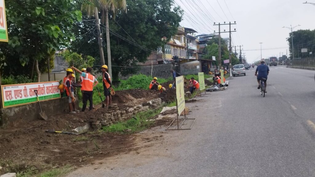 तीन महिनाका लागि राकियो भूमिगत विद्युतीकरणको काम
