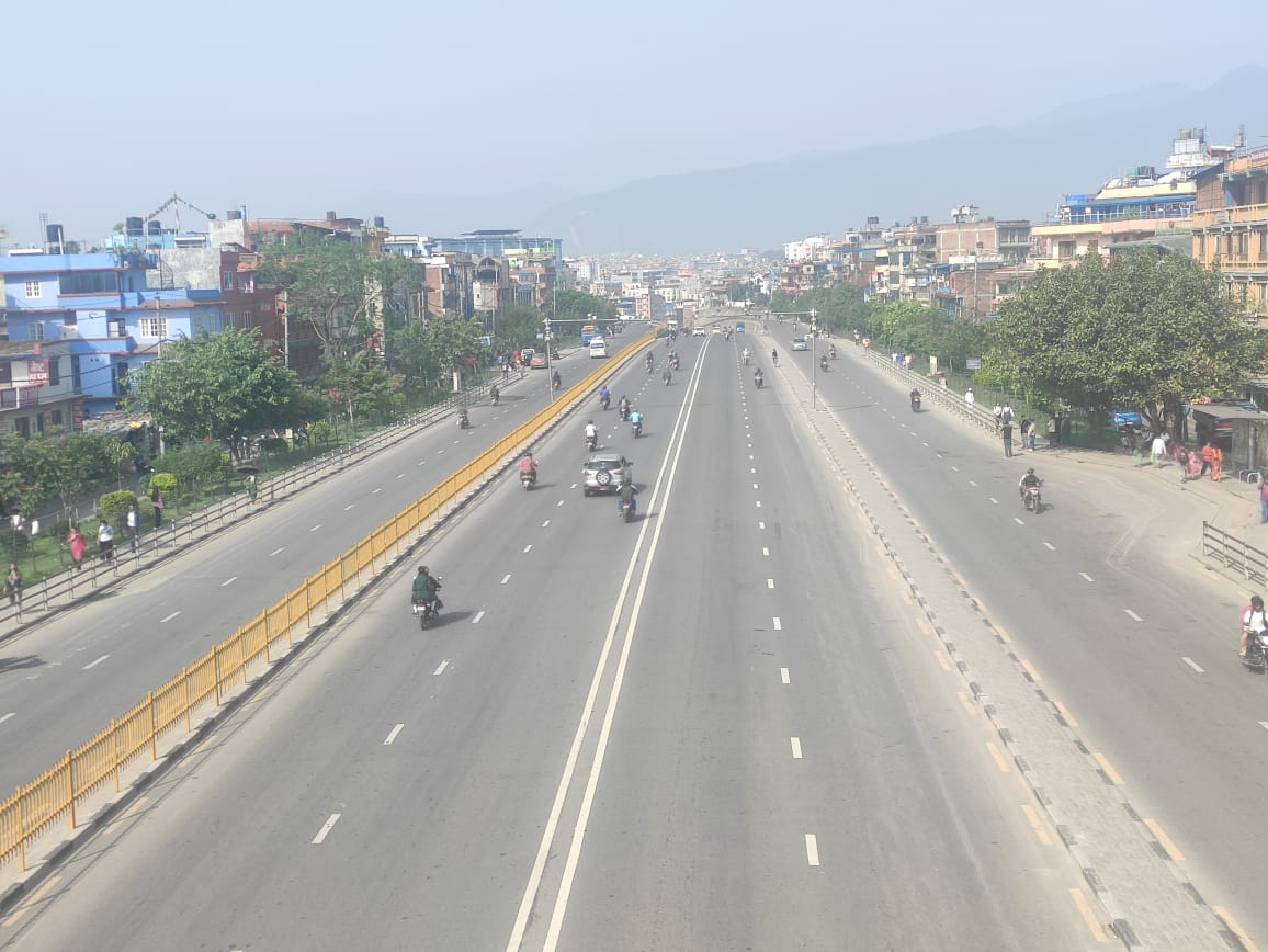 यातायात व्यवसायीद्वारा हडतालका कार्यक्रम फिर्ता