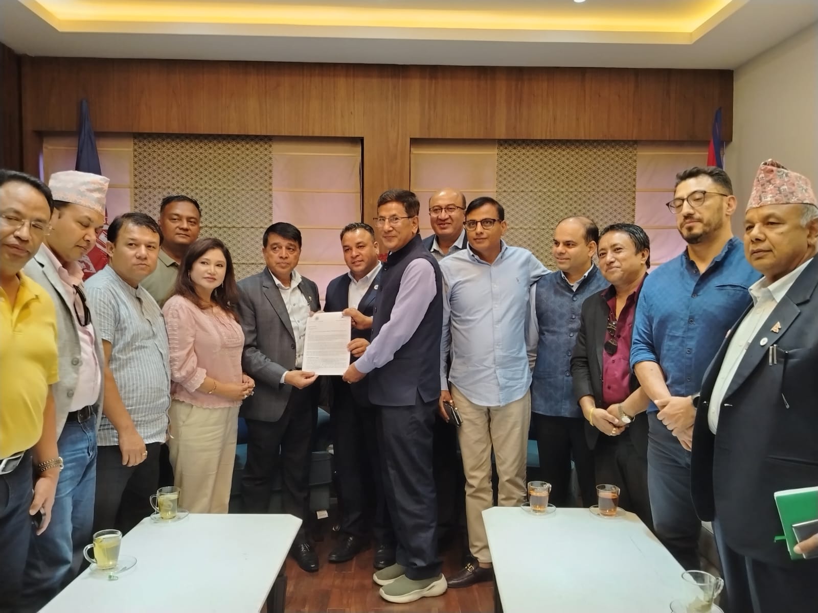 सुन, हिरा लगायत बहुमुल्य पत्थरमा लगाएको विलासिता र मुअकर पुनरवलोकन गर्न महासंघको माग