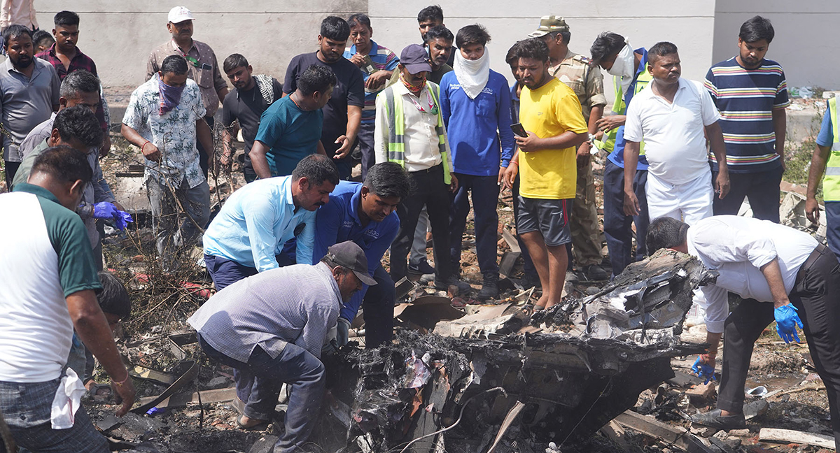 दुर्घटनाग्रस्त एअर इण्डियाको जहाजमा सवारबाहेक अन्य आठ जनाको मृत्यु