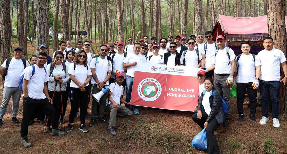 ग्लोबल आईएमई बैंकद्वारा प्लाष्टिक फोहोर सङ्कलनसहित हाइकिङ