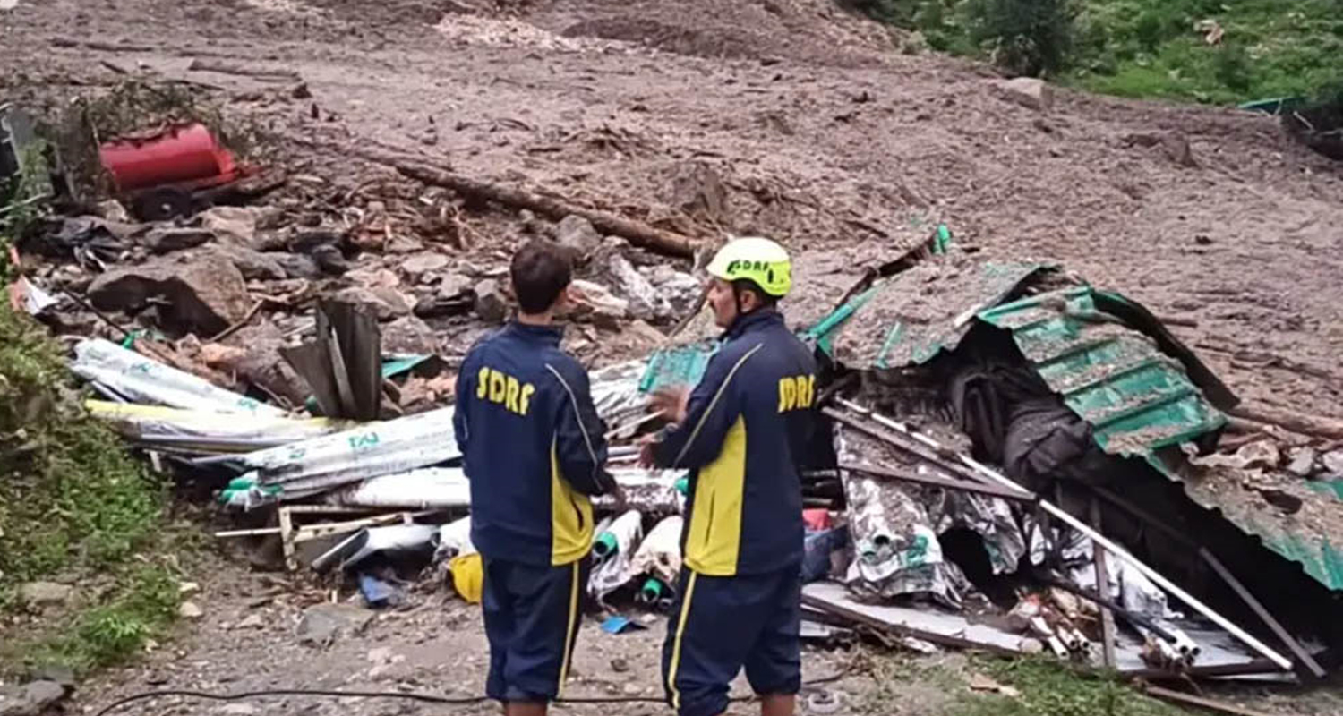 भारतको उत्तराखण्डमा पहिरो जाँदा नौ जना कामदार बेपत्ता