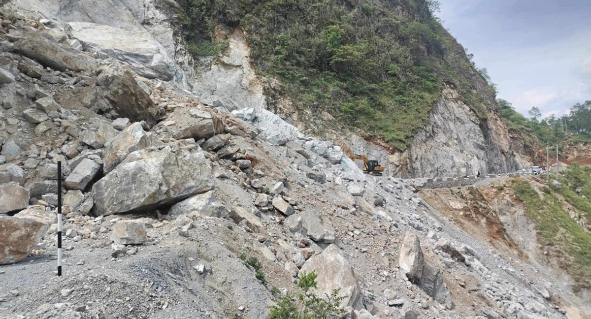 पहिरोले अवरुद्ध कालीगण्डकी करिडोर अझै खुलेन