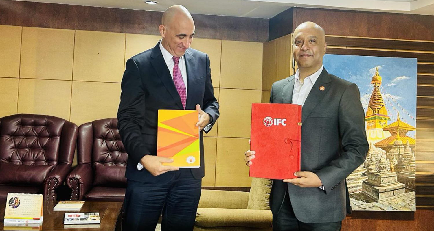 लक्ष्मी सनराइज बैंक र आईएफसीबीच रणनीतिक परामर्शको साझेदारी