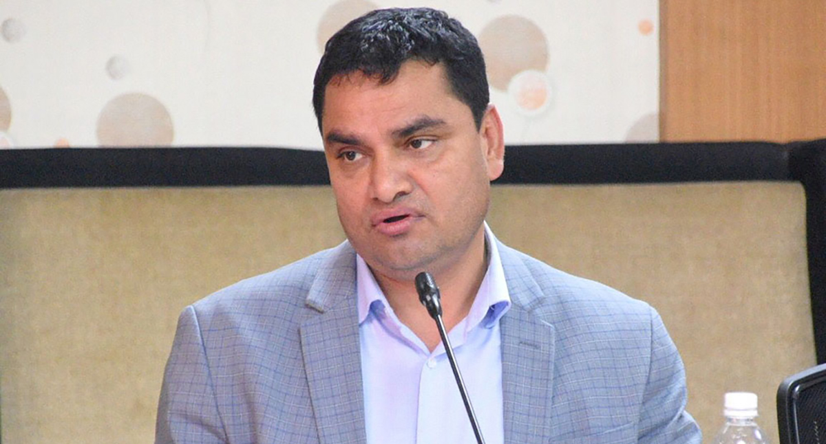 स्वास्थ्यमन्त्री पौडेल अस्पताल भर्ना