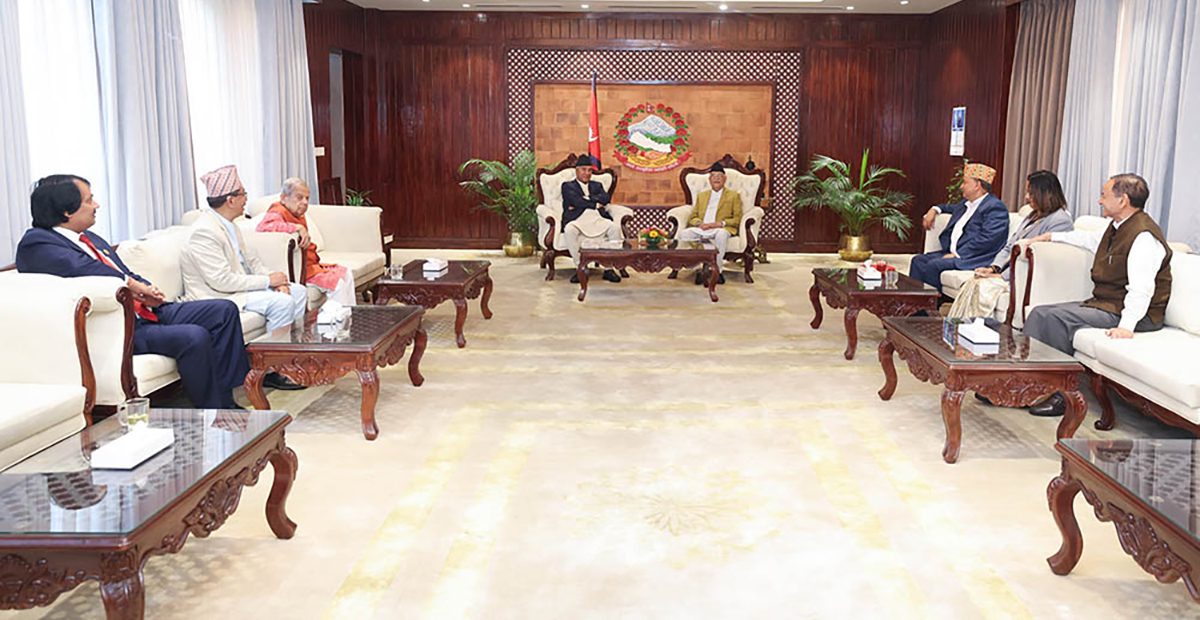 बालुवाटारमा सत्तापक्षीय दलको बैठक