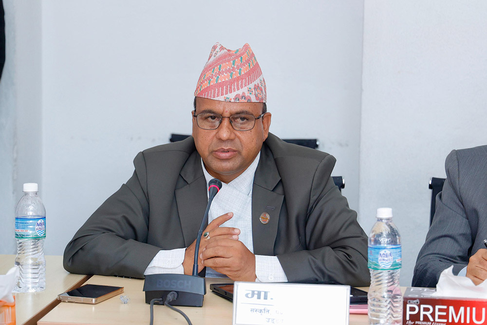 निजी क्षेत्रलाई रातो कार्पेट बिछ्याएर लगानी गर्ने वातावरण बनाउनुपर्छः मन्त्री पाण्डे