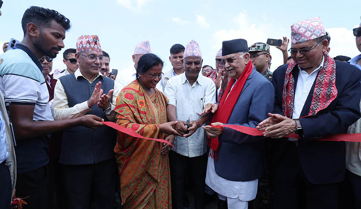 प्रधानमन्त्रीद्वारा हुलाकी राजमार्गको रतुवा पुल उद्घाटन