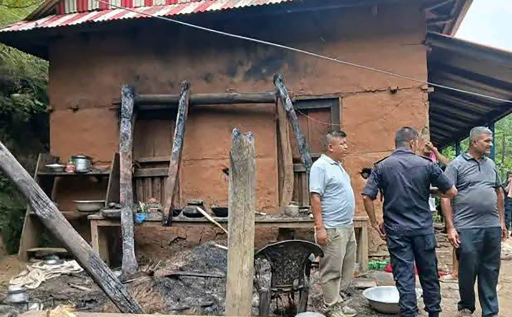 सिन्धुलीमा एकै परिवारका १६ जना बेपत्ता, खोजीकार्यमा जुट्यो प्रहरी