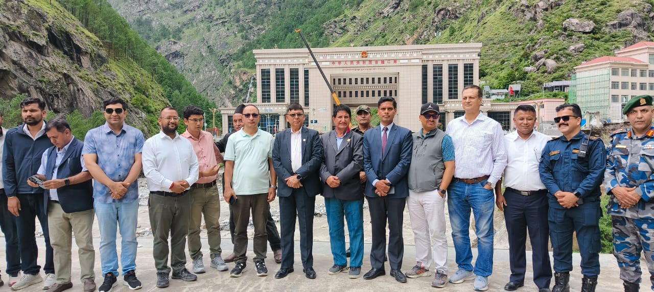 रसुवागढी नाका दसैँअघि नै सञ्चालन हुने, ल्हेन्देखोलामा बेलीब्रिज जडान सुरू