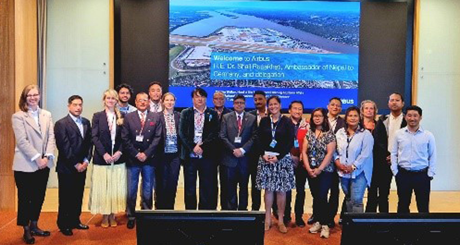 नेपाली र जर्मन व्यावसायिक प्रतिनिधि व्यवसाय सम्भावना बुझ्न ह्याम्बर्गको एअरबसमा