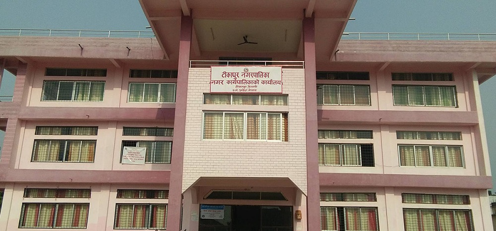 प्लास्टिकको झोलामा प्रतिबन्ध लगाउँदै टीकापुर नगरपालिका