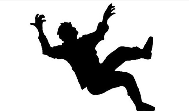 बडिमालिका दर्शन गरेर फर्किने क्रममा लडेर तीर्थयात्रीको ज्यान गयो