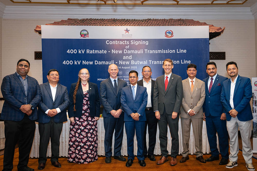 एमसीसी अन्तर्गत बन्ने १५ करोड ४५ लाख डलरका विद्युत् प्रसारण आयोजनाका दुई ठूला ठेक्का सम्झौता