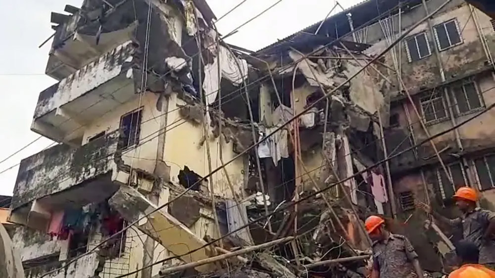 भारतको महाराष्ट्रमा भवन भत्किँदा मृत्यु हुनेको संख्या १५ पुग्यो