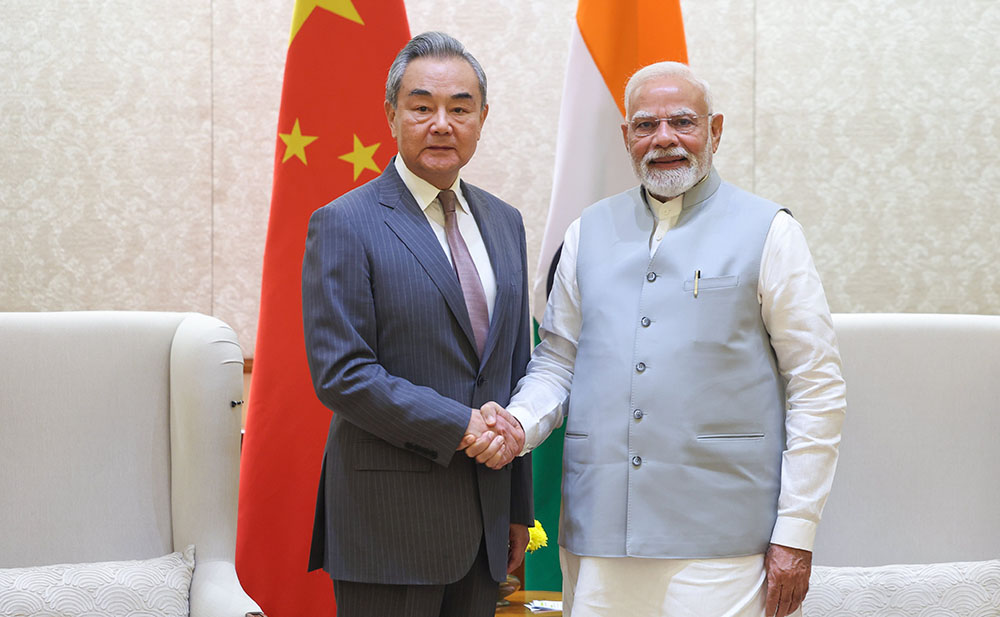 मोदीसँग विदेशमन्त्री वाङको भेटवार्ता, चीन भ्रमणको दिए निमन्त्रणा