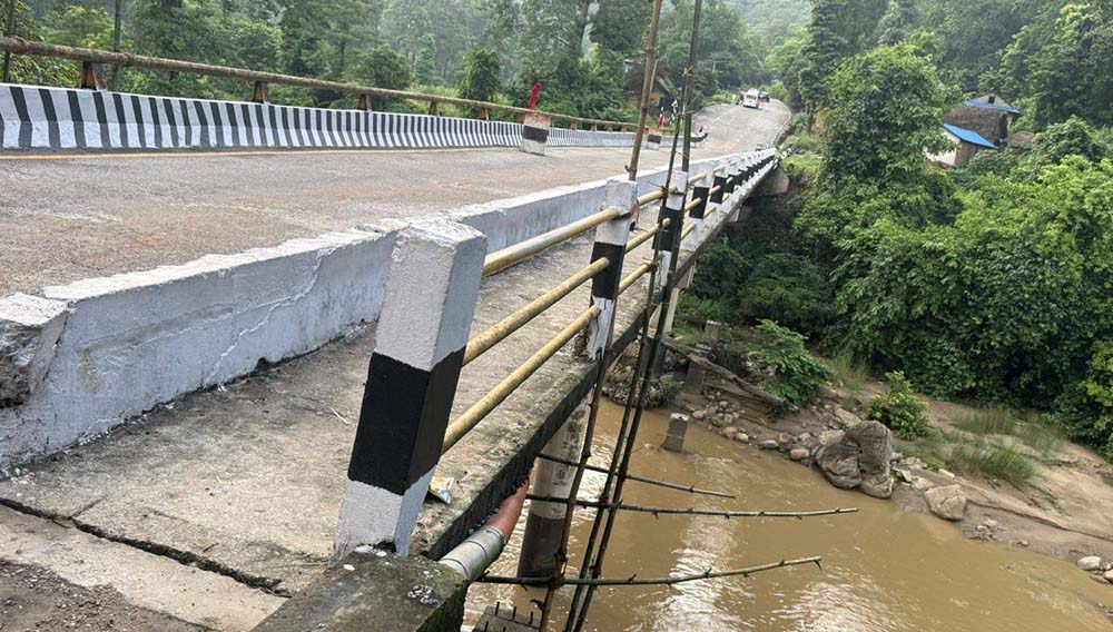 दाङको मसोट खोलाको पुल मर्मतका लागि शुक्रबारसम्म सवारी साधन बन्द