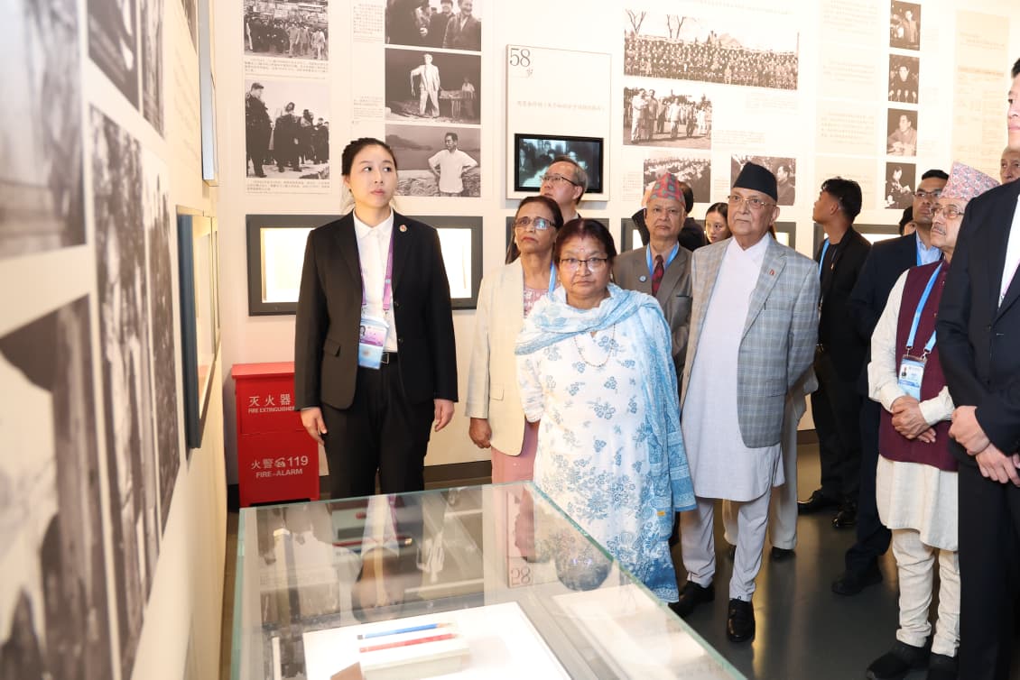 प्रधानमन्त्री ओलीबाट चाउ इन्लाई र तेङ यिङ्चाओ स्मृति संग्रहालयको अवलोकन