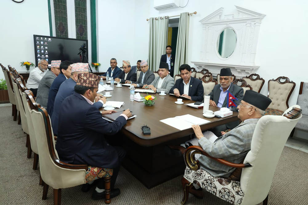 मन्त्रीसहितका अधिकारीहरुलाई कृषि मल व्यवस्थापन बारे प्रधानमन्त्री ओलीको तीन बुँदे निर्देशन