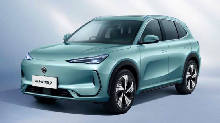 नाइमा मोबिलिटी एक्स्पो २०२५ मा प्रोटोन ई‍. मास ७ को प्रदर्शनी