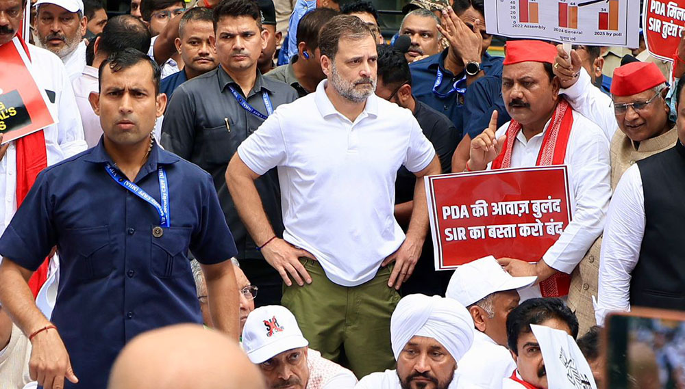 भारतमा राहुल गान्धीसहितका विपक्षी नेताहरु पक्राउ