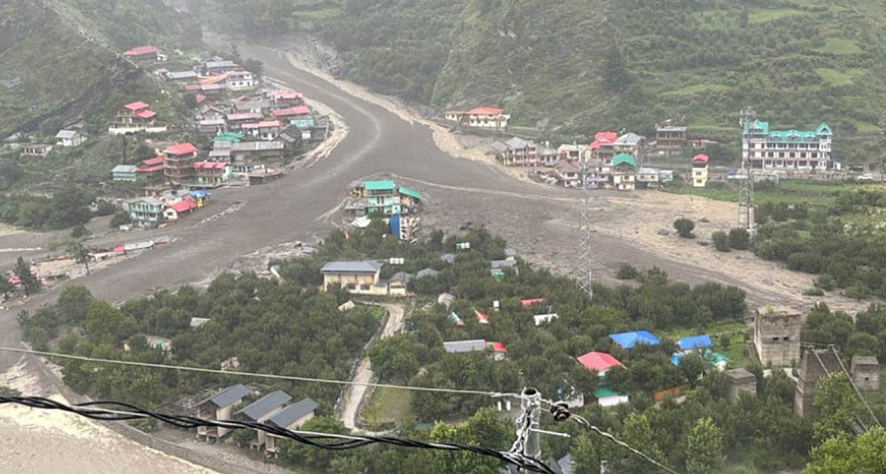 उत्तरकाशीको बाढीको राहत र उद्धार कार्य जारी, अहिलेसम्म २७४ जनाको उद्धार