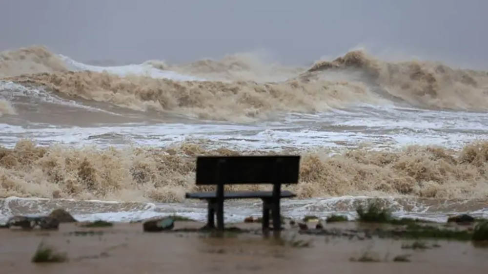 भियतनाममा शक्तिशाली आँधी, ५ लाख मानिस जोखिममा