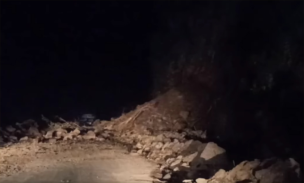 मुग्लिन–काठमाडौं सडकखण्ड दुईतर्फी अवरुद्ध