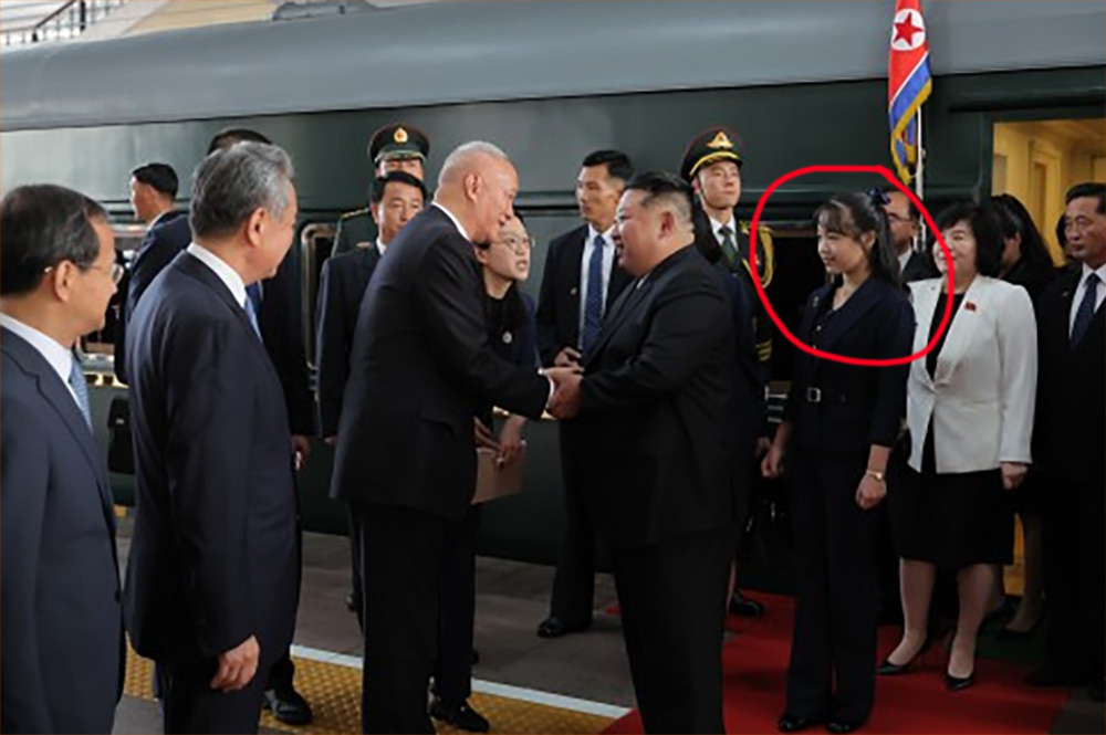 चीन पुगेकी किमकी छोरी चर्चामा