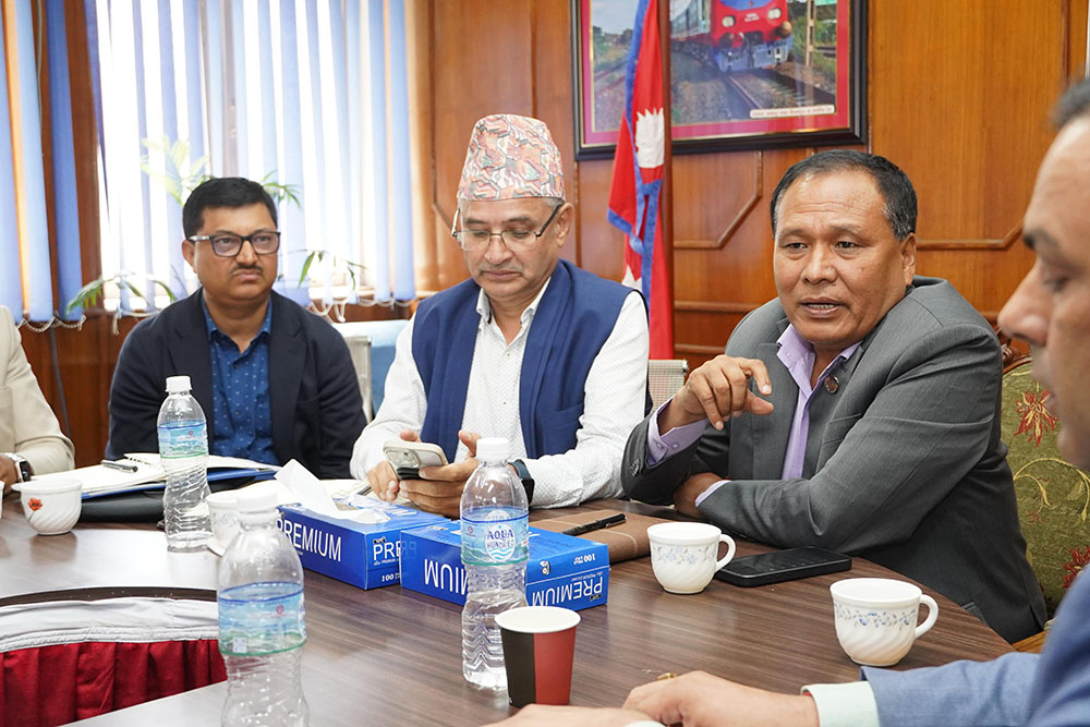 दाउन्ने सडकमा दशैंभर ठुला भारबाहनका सवारी साधन बन्द गरिने