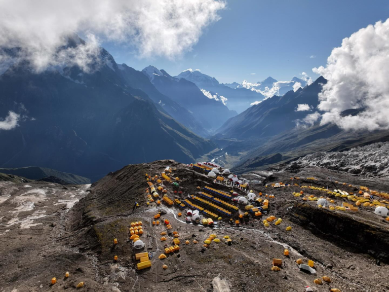 मनास्लु आरोहणको वैकल्पिक मार्ग खोजी