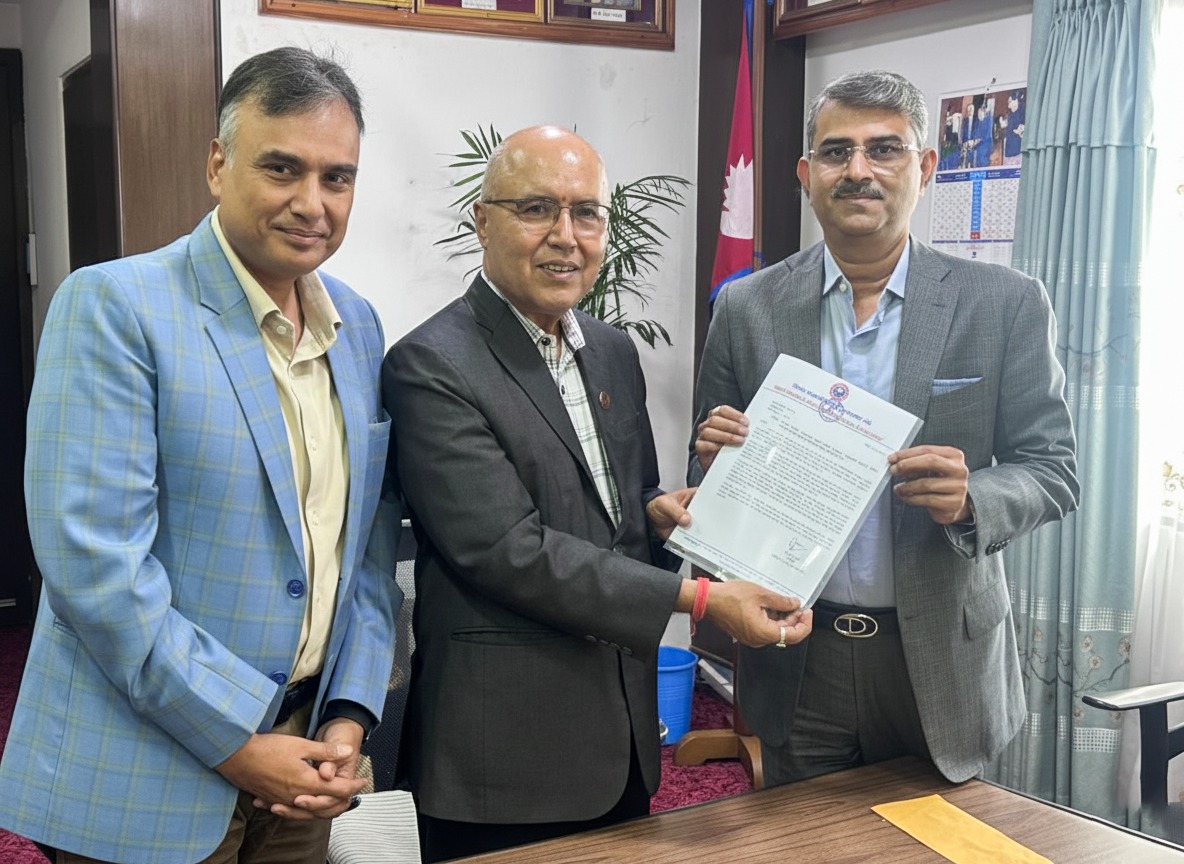 नेपाल वनस्पति घ्यू तेल उत्पादक संघद्वारा भौतिक पूर्वाधार पुनर्निर्माण कोषमा ५० लाख सहयोग