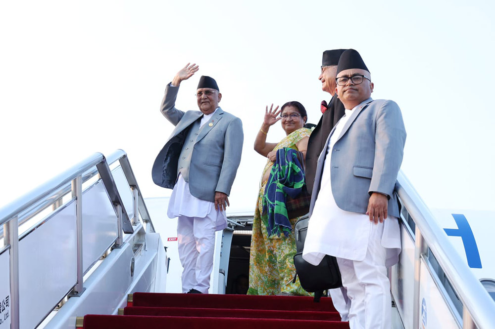 प्रधानमन्त्री ओली बेइजिङबाट स्वदेशका लागि प्रस्थान