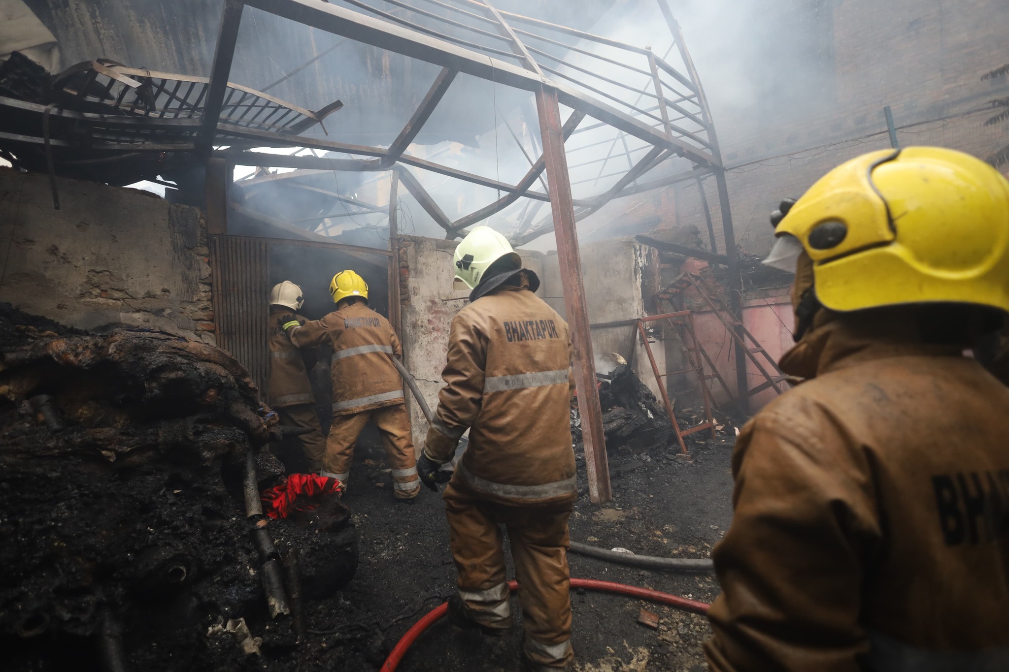 भीमसेनस्थान नजिकै भिषण आगलागी