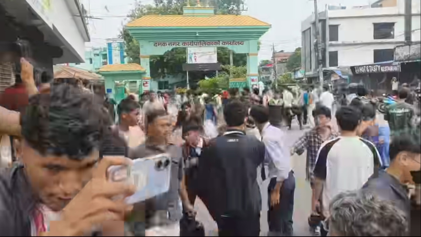 जेनजी आन्दोलनका क्रममा झापामा एक जना घाइते