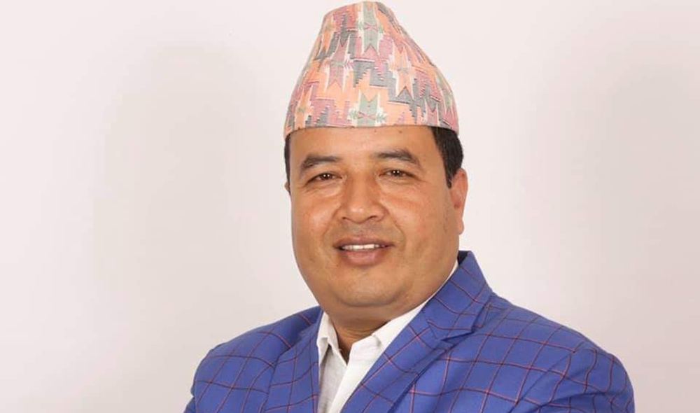 घरभित्र लुकेर बस्ने नेताहरुलाई खादा लगाएर बिदा गरौँ: महेश बस्नेत