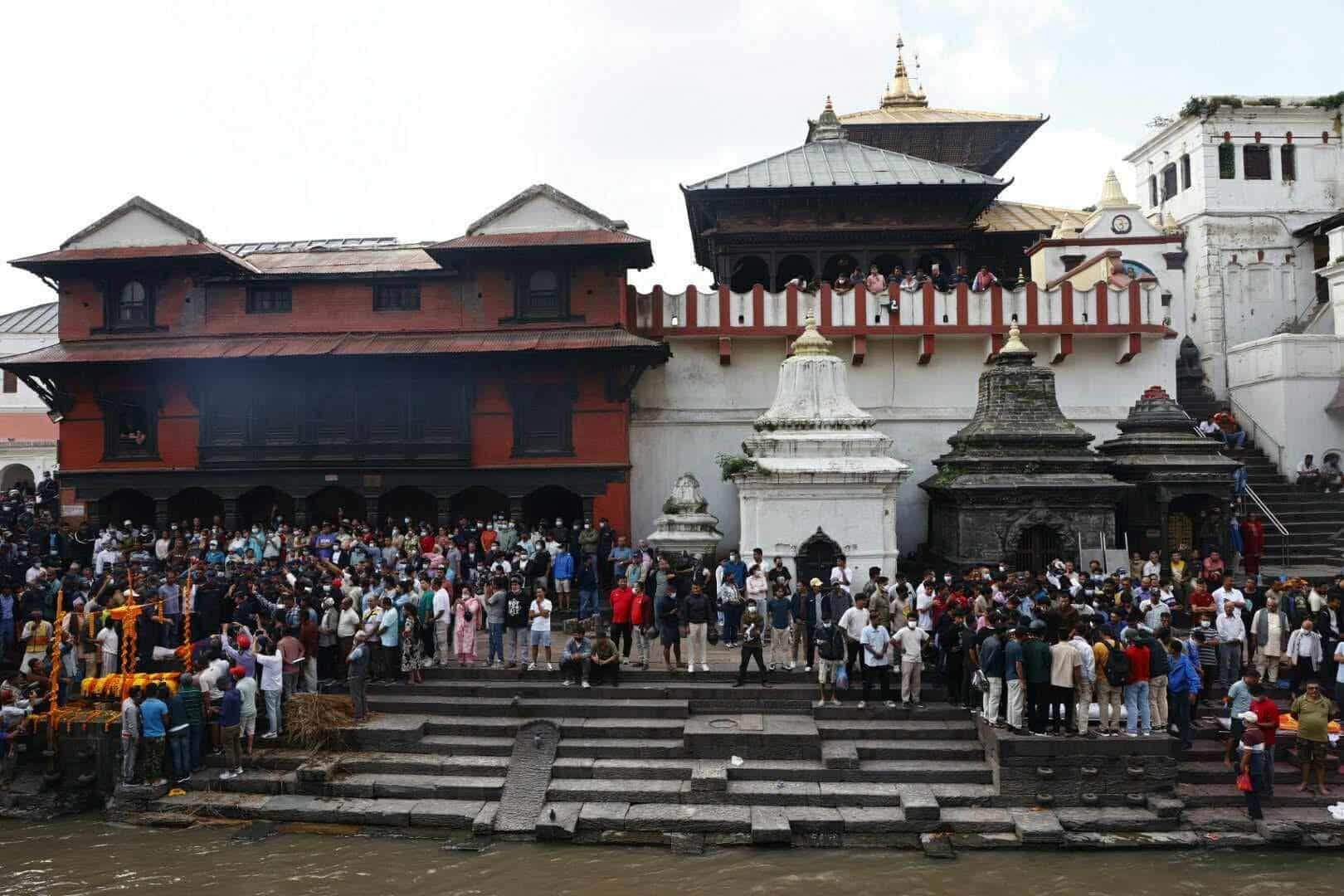 जेन–जी आन्दोलनमा ज्यान गुमाएका तीन प्रहरीहरुको अन्त्येष्टि