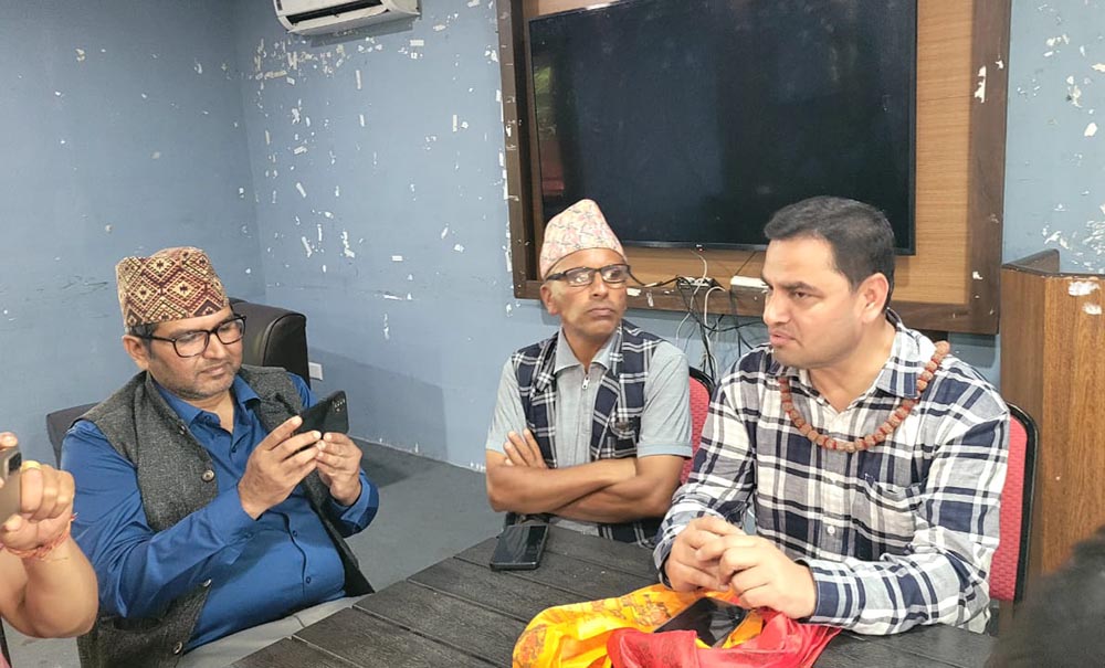 निर्दोष युवाको सहादत र सम्पत्ति विनाश दुवैको गम्भीर छानबिन जरुरी छ: प्रदीप पौडेल