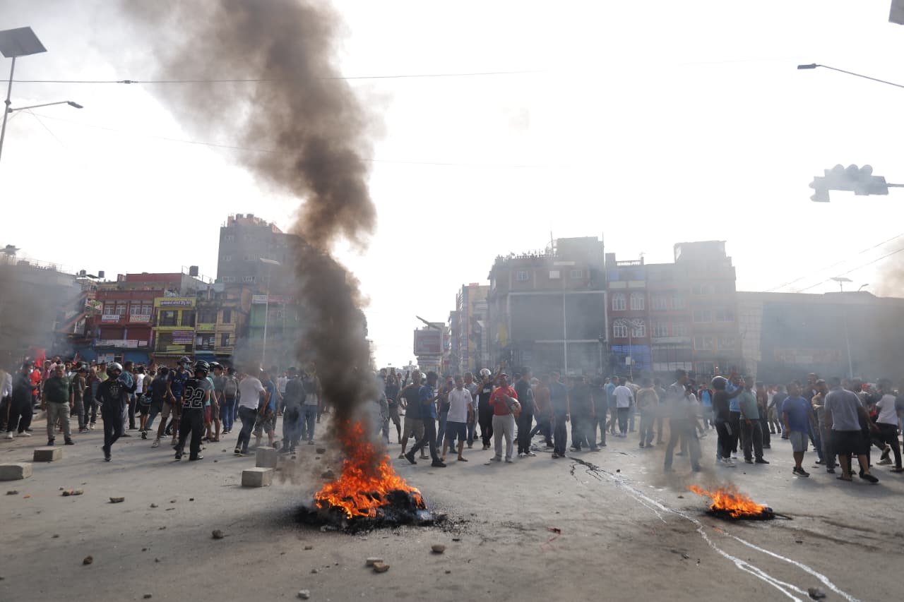 जेनजी आन्दोलनः महोत्तरीको जनजीवन सामान्य बन्दै