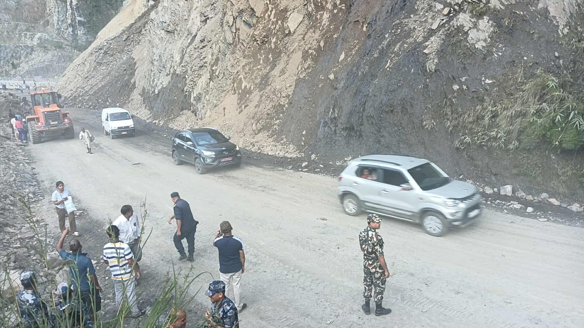 नारायणगढ–मुग्लिन सडक एकतर्फी सञ्चालन