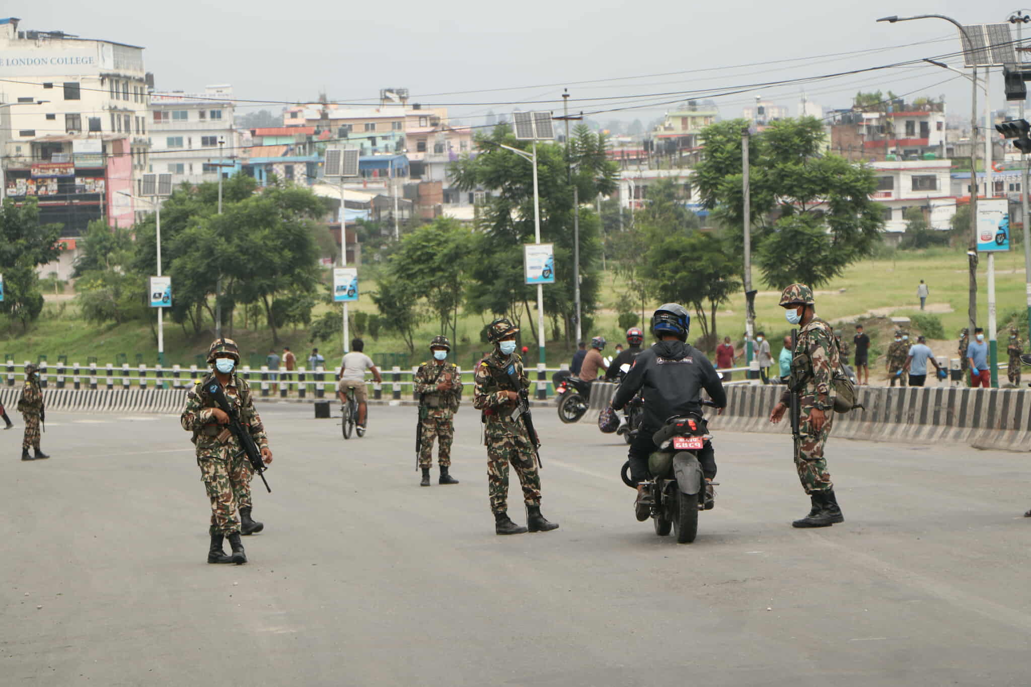 उपत्यकामा दुई घण्टाका निम्ति आवातजावत सहज