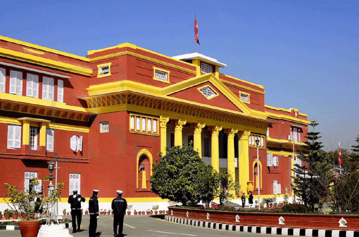 नवनियुक्त मन्त्रीहरूको शपथ एक घण्टा पछि सर्‍यो