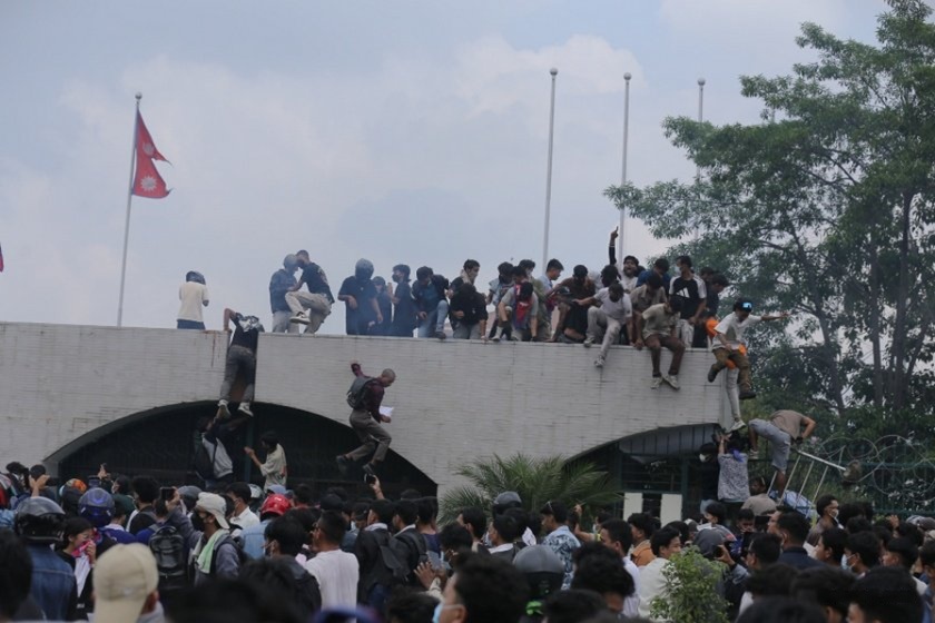 विध्वंशपछि जेनजीको जिम्मेवारी : देशको पुननिर्माण