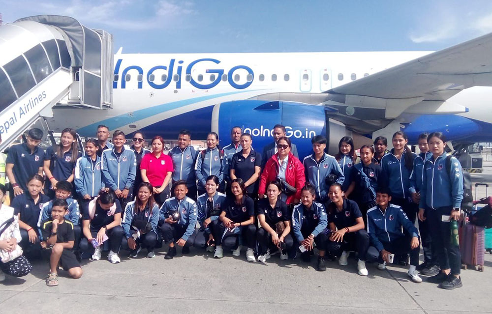 राष्ट्रिय महिला फुटबल टिम भारत प्रस्थान