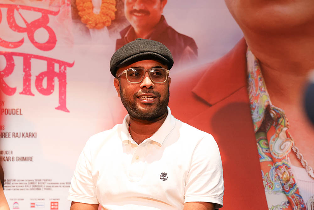 फिल्म ‘वरिष्ठ बलराम’ मा दयाहङसँग कुम जुझाउदै विजय बराल