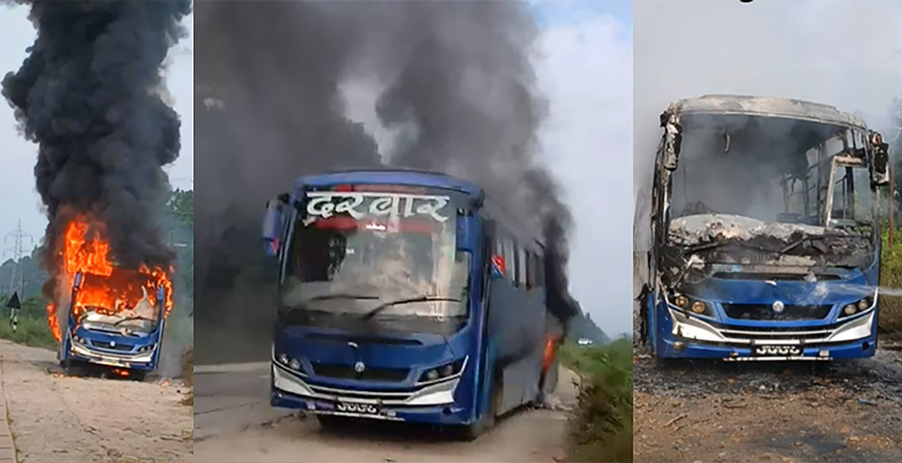 रौतहटमा गुडिरहेको यात्रुबाहक बसमा आगलागी