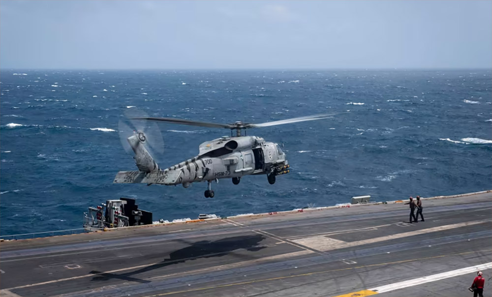 दक्षिण चीन सागरमा दुई छुट्टाछुट्टै घटनामा अमेरिकी नौसेनाका दुई विमान दुर्घटनाग्रस्त